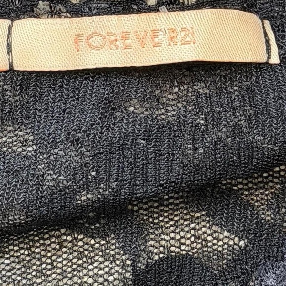 Vintage Y2K Forever 21 Black Sheer Floral Lace Top, Women's Size M - Picture 6 of 8